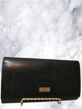 Vintage Lee Sands Black Leather Frame Wallet Clutch Organizer Kisslock Style